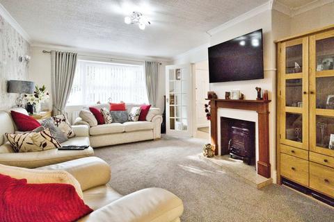 3 bedroom detached bungalow for sale, School Lane, Alford LN13