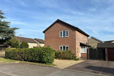 3 bedroom detached house for sale, Cedar Drive, Everton, Lymington, Hampshire, SO41