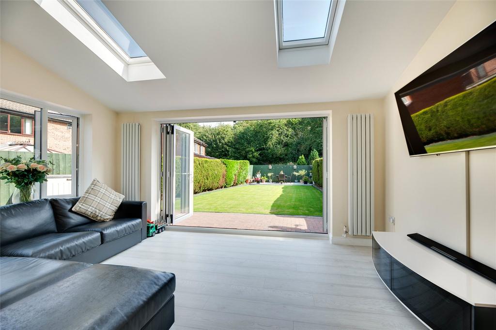 Garden/Family Room