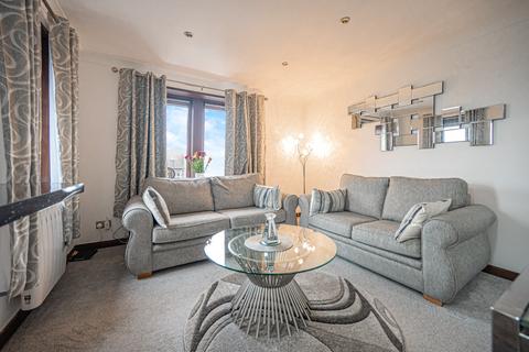 Flat 12, 12 Colquhoun Square, Helensburgh, G84 8AD