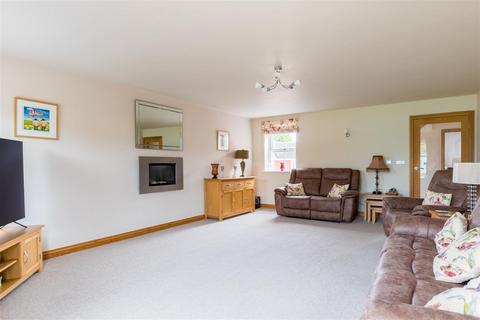 4 bedroom detached bungalow for sale, Sycamore Lane, Leeming, Northallerton