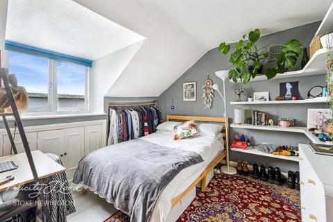 168d Albion Road, London, N16 9JS