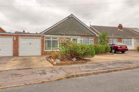 3 bedroom bungalow for sale, West Clacton CO15