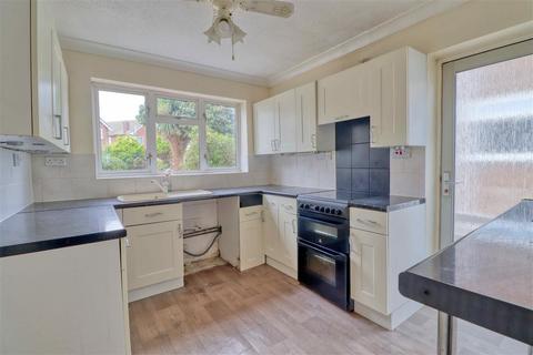 3 bedroom bungalow for sale, West Clacton CO15