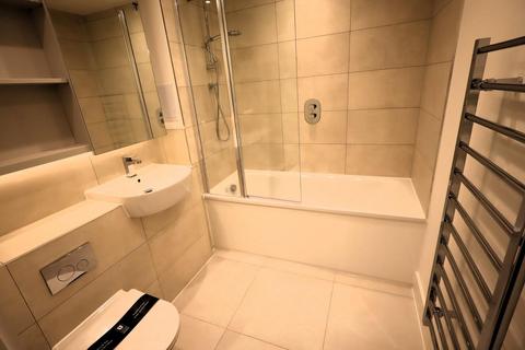 2 bedroom apartment to rent, Burrell House, Watford WD24