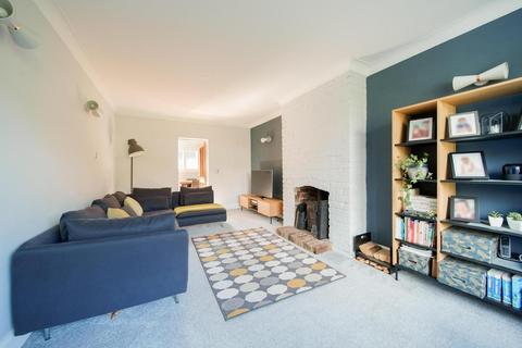 3 bedroom semi-detached house for sale, The Lane, Leeds LS17