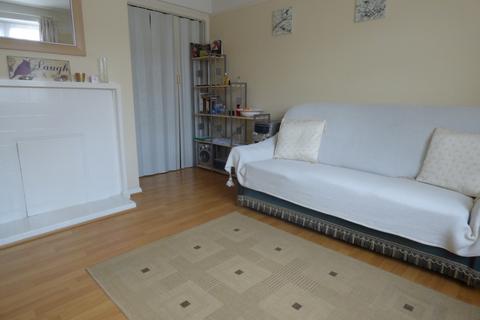 undefined, Luton LU3