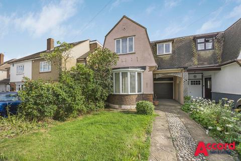 3 bedroom semi-detached house for sale, Ingrebourne Gardens, Upminster, RM14