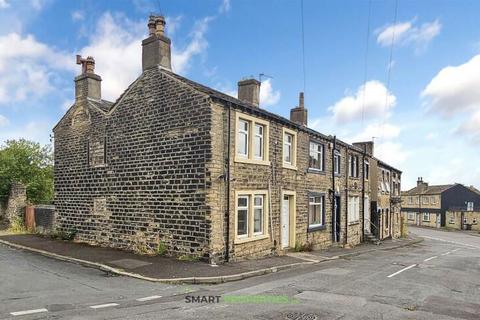 4 bedroom terraced house for sale, Wren Street, Huddersfield, West Yorkshire, HD1 4TT