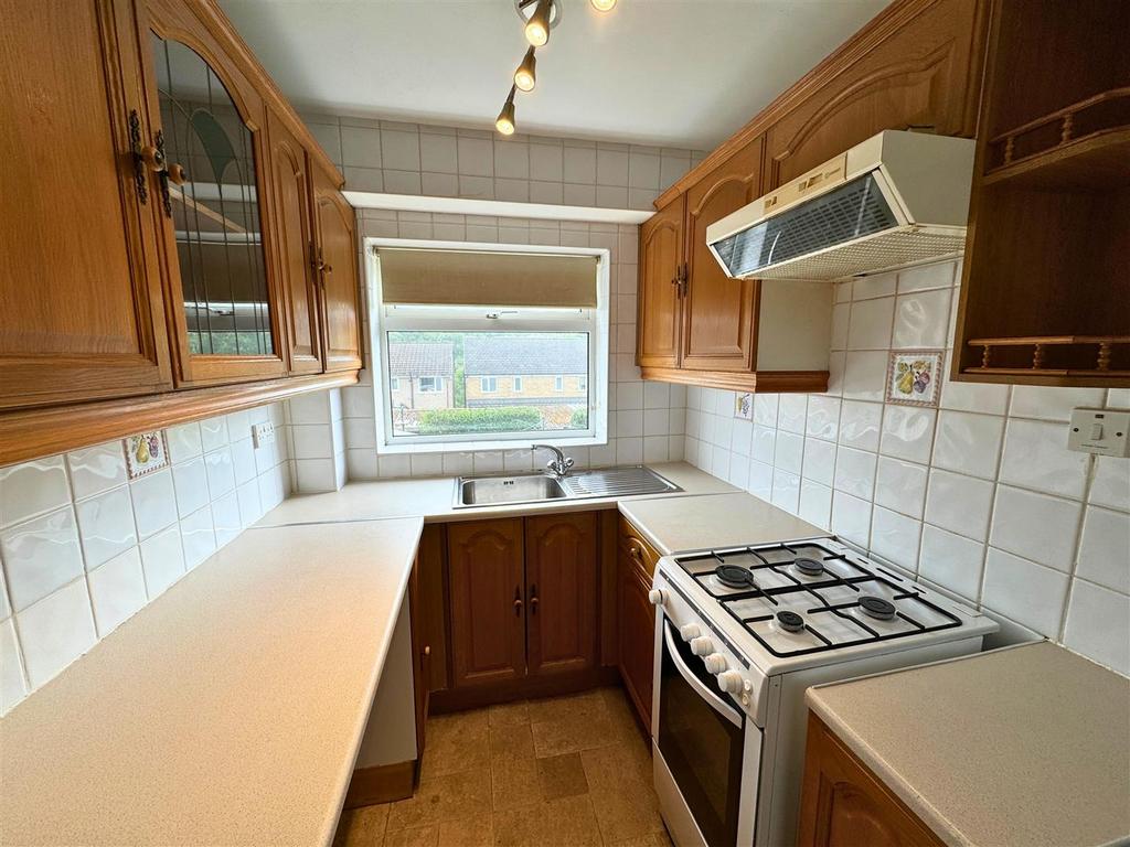Staveley Road, Keighley, BD22 7DQ 3 bed townhouse for sale £130,000