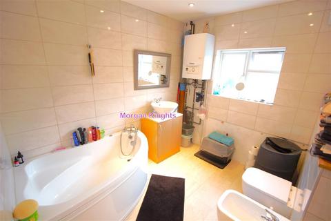 49 Ramsay Road, London, E7 9EN