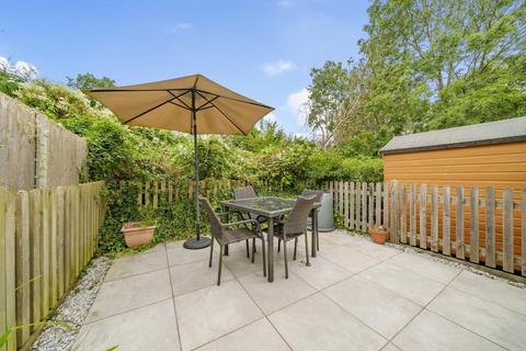52 Aboyne Drive, London, SW20 0AL