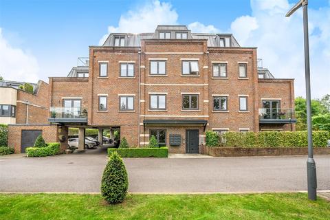 2 bedroom flat for sale, Aspen Place, Bushey WD23