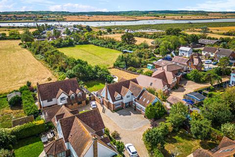 4 bedroom detached house for sale, The Gables, Chelmsford CM3