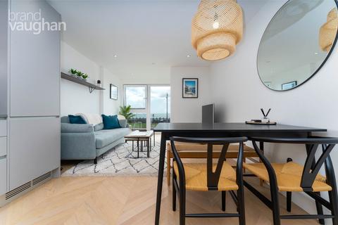 1 bedroom flat for sale, Kingsway, Hove, East Sussex, BN3