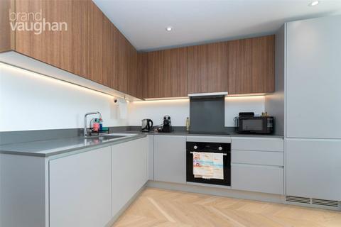 1 bedroom flat for sale, Kingsway, Hove, East Sussex, BN3