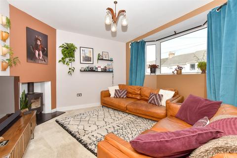 26 Bolton Road, Folkestone, CT19 5RX