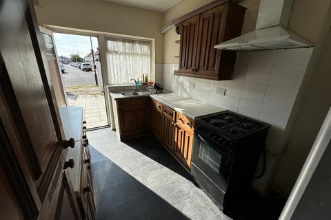 undefined, Standard Road, HOUNSLOW, Greater London, TW4
