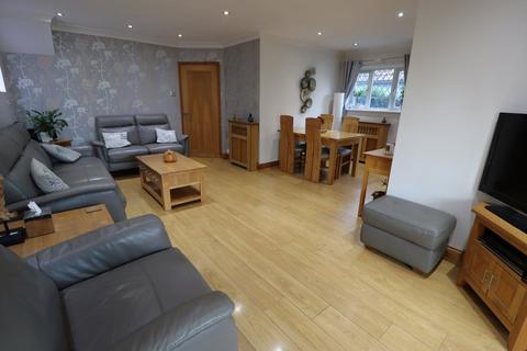 52 Alexandra Road, Rayleigh, SS6 8HS