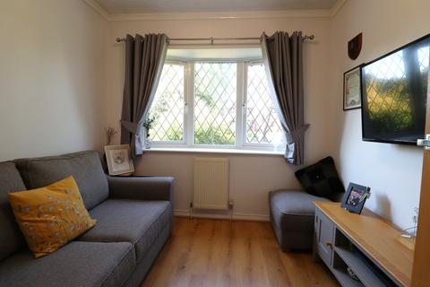 52 Alexandra Road, Rayleigh, SS6 8HS