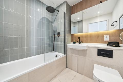 1 bedroom flat for sale, Jasmine House, 16 Capital Interchange Way, Brentford, Middlesex