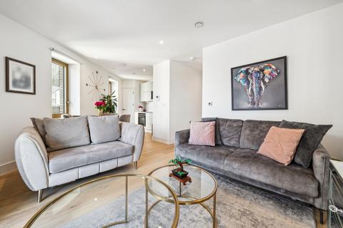 1 bedroom flat for sale, Jasmine House, 16 Capital Interchange Way, Brentford, Middlesex