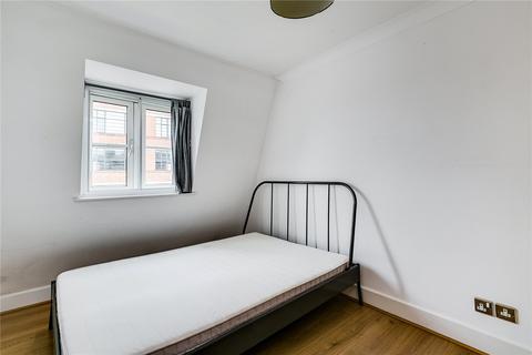 2 bedroom flat for sale, Roberts Court, Essex Road, London