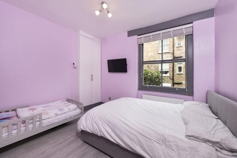 1 bedroom flat for sale, Pleasant Place, Islington, London