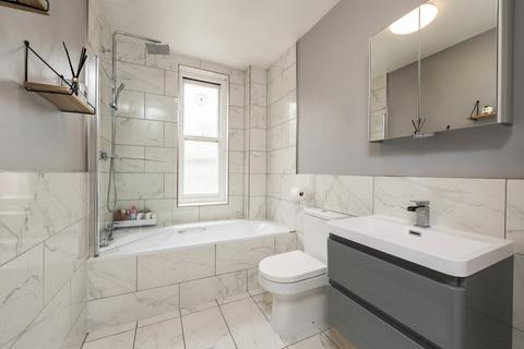 1 bedroom flat for sale, Pleasant Place, Islington, London