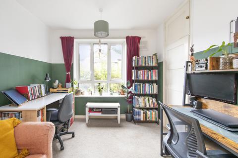 2 bedroom flat for sale, Beaufort Court, Beaufort Road, Richmond, Surrey