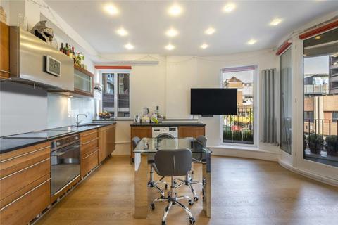 2 bedroom flat to rent, Marshall Street, London, W1F