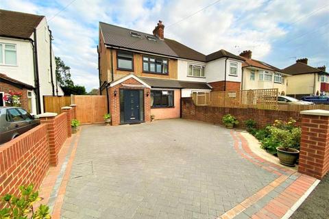 4 bedroom semi-detached house to rent, Warren Road, New Haw KT15