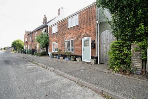 4 bedroom detached house for sale, High Road, Harleston IP20