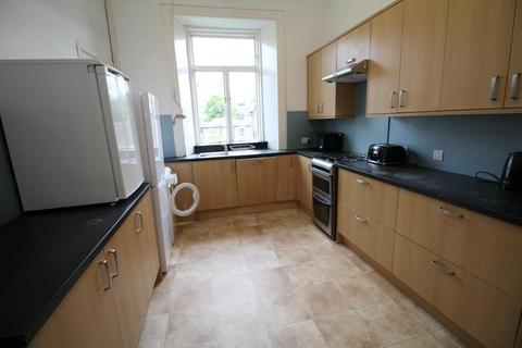 5 bedroom flat to rent, Lauriston Park, Tollcross, Edinburgh, EH3