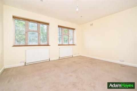 2 bedroom apartment for sale, High Road, London N12