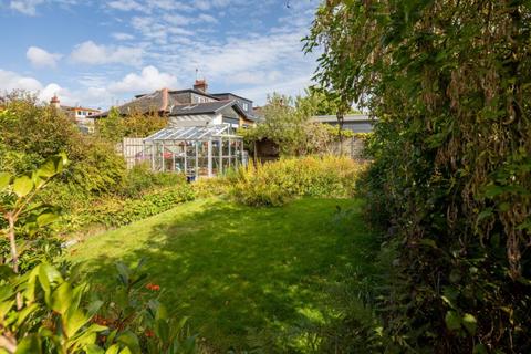 2 bedroom semi-detached bungalow for sale, Thornlea Drive, Giffnock