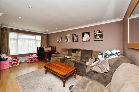 10 Rowlands Close, Cheshunt, Waltham Cross, EN8 9NW