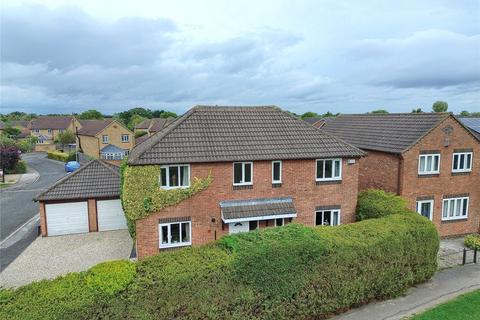 4 bedroom detached house for sale, Hugill Close, Yarm