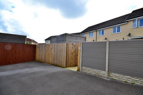 3 bedroom terraced house for sale, Sunningdale Drive, Hubberston, Milford Haven