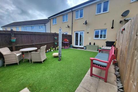 3 bedroom terraced house for sale, Sunningdale Drive, Hubberston, Milford Haven