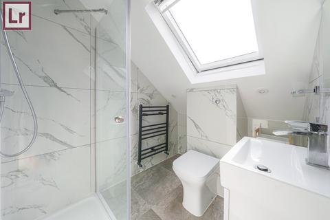43 Willow Grove, Ruislip, HA4 6DG