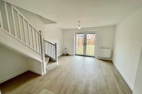 2 bedroom end of terrace house for sale, Hockley Drive, Hampton Woods, Peterborough