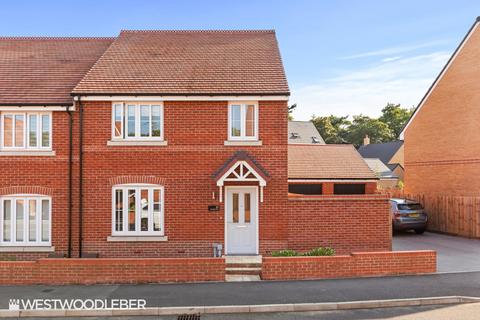 4 bedroom semi-detached house for sale, Lilywhites Lane, Hoddesdon EN11