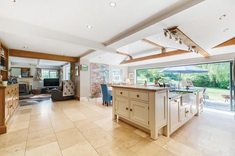 Wheatcroft Bashurst Hill, Itchingfield, Horsham, RH13 0NY