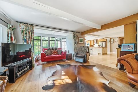 Wheatcroft Bashurst Hill, Itchingfield, Horsham, RH13 0NY