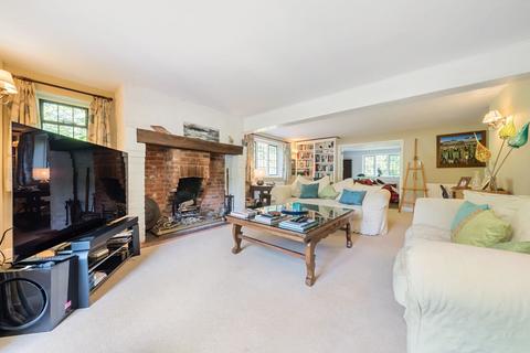 Wheatcroft Bashurst Hill, Itchingfield, Horsham, RH13 0NY