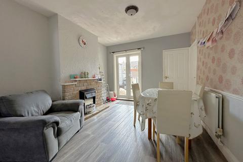 4 bedroom end of terrace house for sale, Lysons Avenue, Gloucester GL1