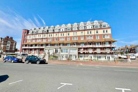 1 bedroom apartment for sale, De la Warr Parade, Bexhill-on-Sea, TN40