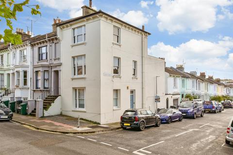 4 bedroom end of terrace house for sale, Clyde Road, Brighton, East Sussex