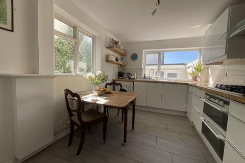4 bedroom end of terrace house for sale, Clyde Road, Brighton, East Sussex